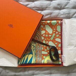Hermès NIB La Danse des Amazones 90 silk scarf